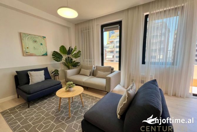 Shtepi me qera Apartament ne Tirane, 2+1, Mobilimi E mobiluar, Pagesa 1,000  Euro.