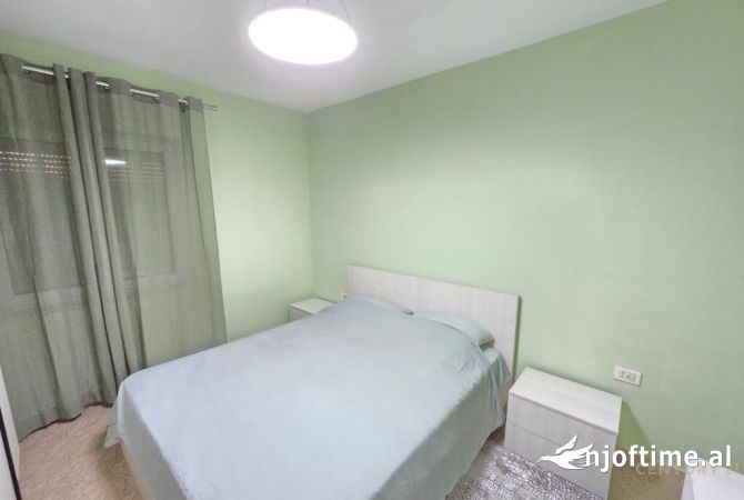Shtepi me qera Apartament ne Tirane, 1+1, Mobilimi E mobiluar, Pagesa 550  Euro.