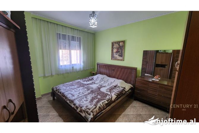 Shtepi me qera Apartament ne Tirane, 1+1, Mobilimi E mobiluar, Pagesa 550  Euro.