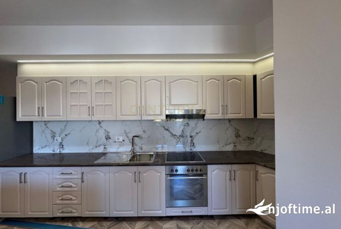 Shtepi me qera Apartament ne Tirane, 2+1, Mobilimi E mobiluar, Pagesa 1,500  Euro.