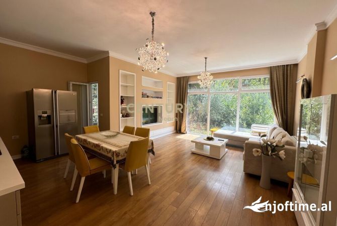 Shtepi me qera 2+1 ne Tirane - 850 Euro