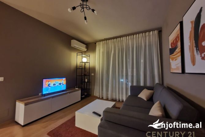 Shtepi me qera Apartament ne Tirane, 1+1, Mobilimi E mobiluar, Pagesa 500  Euro.