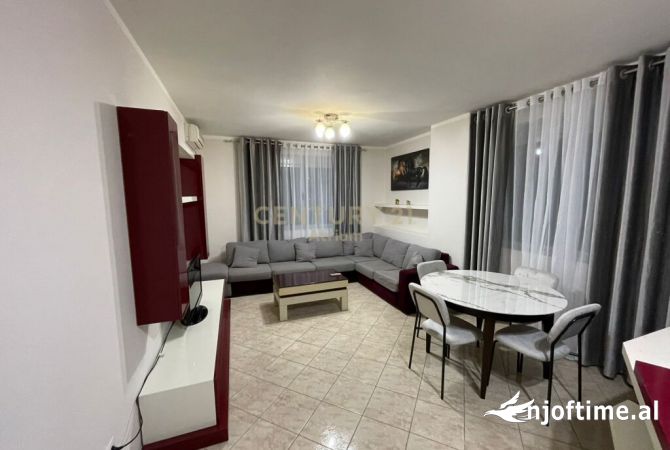 Shtepi me qera Apartament ne Tirane, 2+1, Mobilimi E mobiluar, Pagesa 700  Euro.