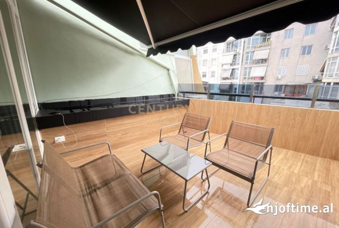 Shtepi me qera Apartament ne Tirane, 2+1, Mobilimi E mobiluar, Pagesa 900  Euro.