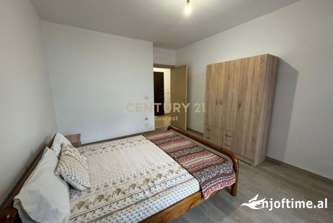 Shtepi me qera 1+1 ne Tirane - 400 Euro