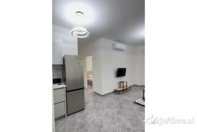 Shtepi me qera 2+1 ne Tirane - 750 Euro