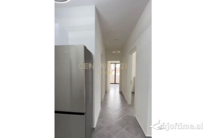 Shtepi me qera 2+1 ne Tirane - 750 Euro