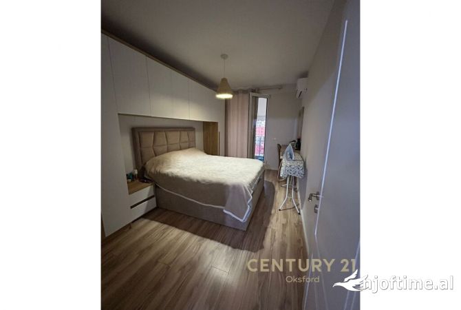 Shtepi me qera Apartament ne Tirane, 1+1, Mobilimi E mobiluar, Pagesa 500  Euro.