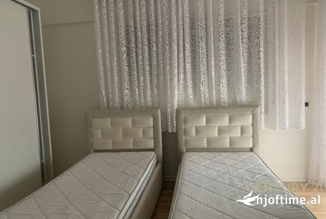 Shtepi me qera Apartament ne Tirane, 2+1, Mobilimi E mobiluar, Pagesa 600  Euro.