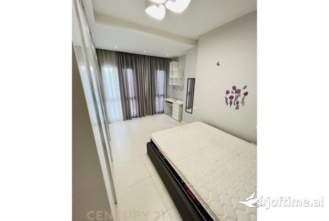 Shtepi me qera Apartament ne Tirane, 1+1, Mobilimi E mobiluar, Pagesa 700  Euro.