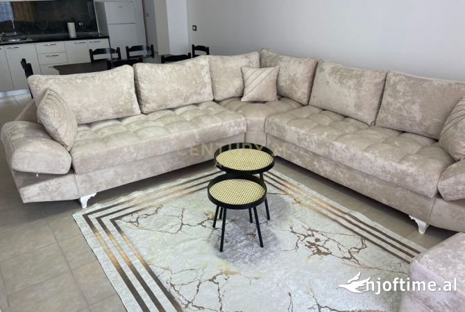 Shtepi me qera 2+1 ne Tirane - 500 Euro