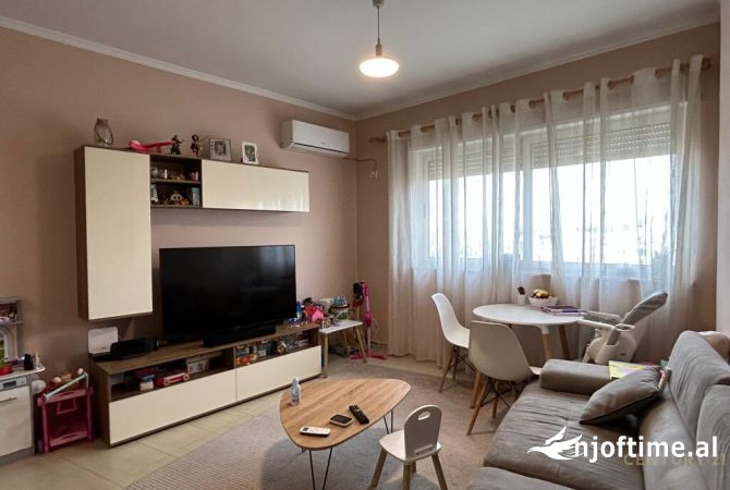 Shtepi me qera 1+1 ne Tirane - 550 Euro