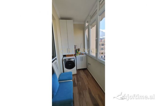 Shtepi ne shitje Apartament ne Tirane, 2+1, Mobilimi E mobiluar, Pagesa 207,000  Euro.