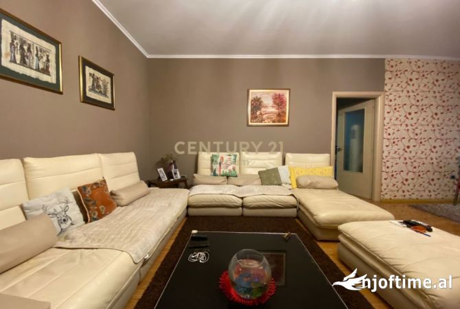 Shtepi me qera 3+1 ne Tirane - 850 Euro