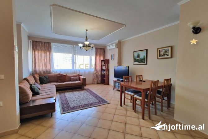 Shtepi me qera 1+1 ne Tirane - 570 Euro