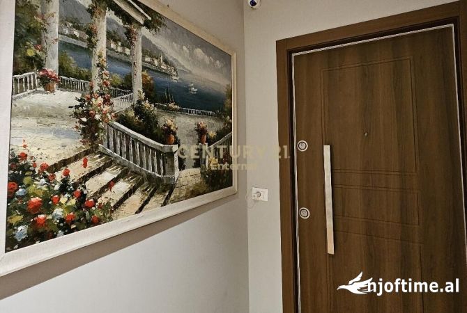 House for Rent Garsoniere in Tirana - 595 Euro