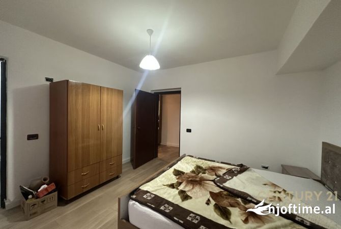 Shtepi me qera 2+1 ne Tirane - 750 Euro