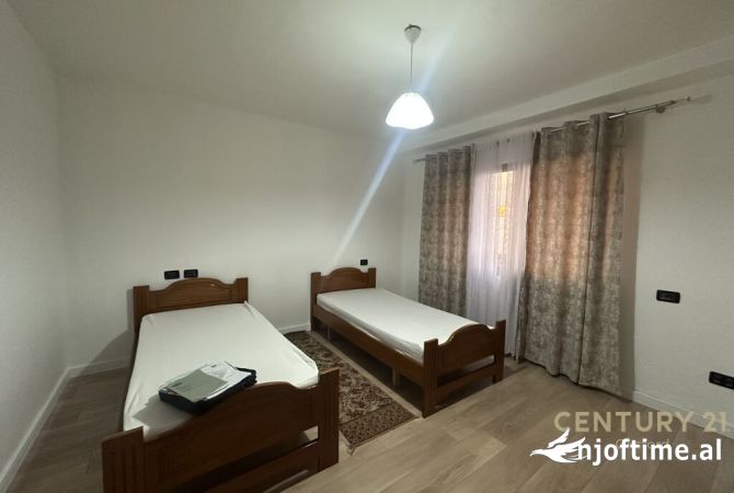 Shtepi me qera Apartament ne Tirane, 2+1, Mobilimi E mobiluar, Pagesa 750  Euro.