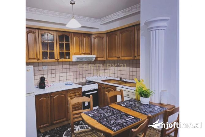 Shtepi me qera 1+1 ne Tirane - 580 Euro