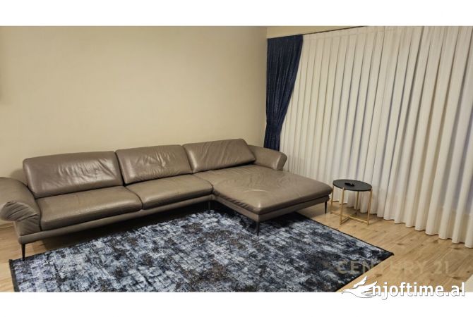 Shtepi ne shitje Apartament ne Tirane, 2+1, Mobilimi E mobiluar, Pagesa 245,000  Euro.