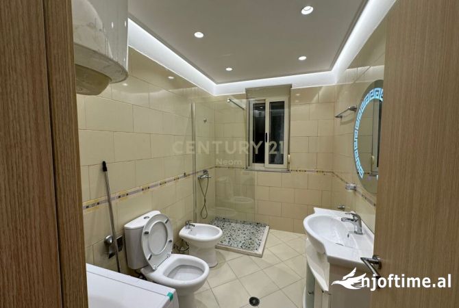 Shtepi me qera Apartament ne Tirane, 1+1, Mobilimi E mobiluar, Pagesa 600  Euro.