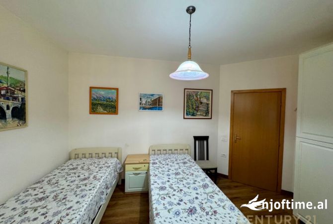 Shtepi me qera Apartament ne Tirane, 2+1, Mobilimi E mobiluar, Pagesa 500  Euro.