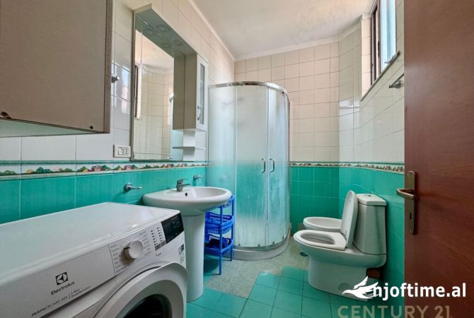 Shtepi me qera Apartament ne Tirane, 2+1, Mobilimi E mobiluar, Pagesa 500  Euro.