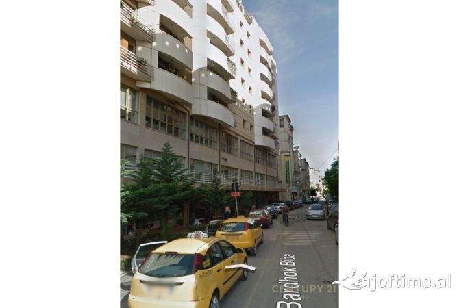 Ambient biznesi ne shitje 1+1 ne Tirane - 430,000 Euro