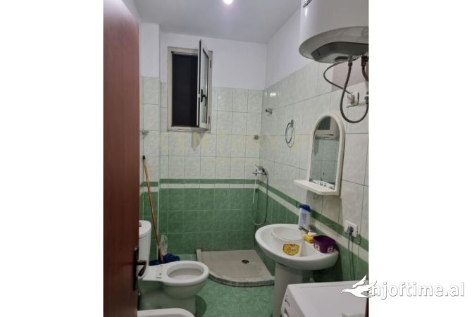 Shtepi ne shitje 1+1 ne Tirane - 80,000 Euro