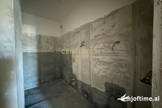 Shtepi ne shitje 1+1 ne Tirane - 135,000 Euro