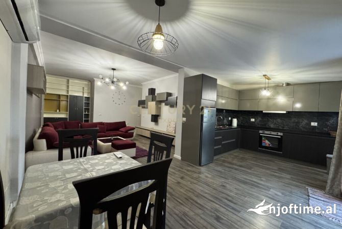 Shtepi me qera 1+1 ne Tirane - 700 Euro