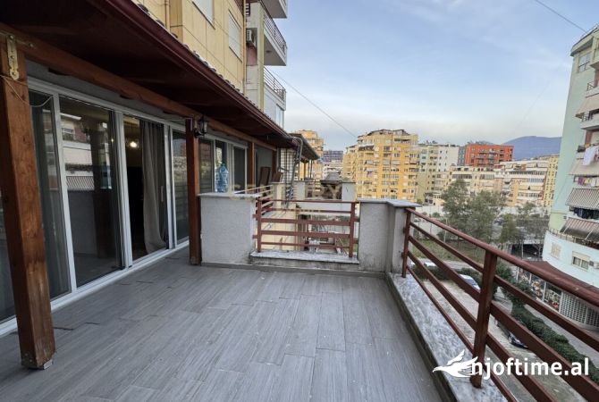 Shtepi me qera Apartament ne Tirane, 1+1, Mobilimi E mobiluar, Pagesa 700  Euro.