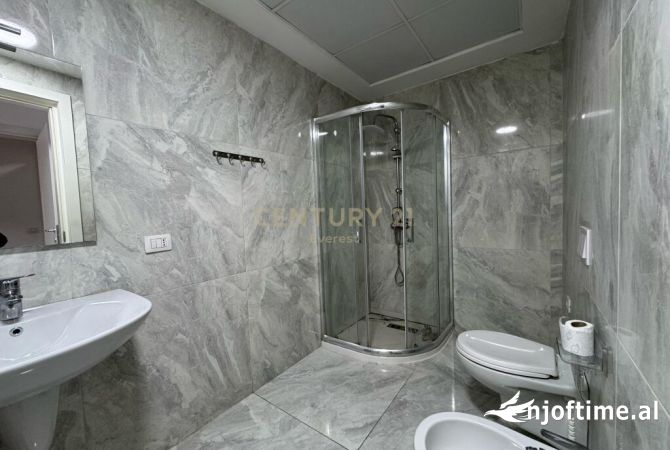 Shtepi me qera Apartament ne Tirane, 2+1, Mobilimi E mobiluar, Pagesa 600  Euro.