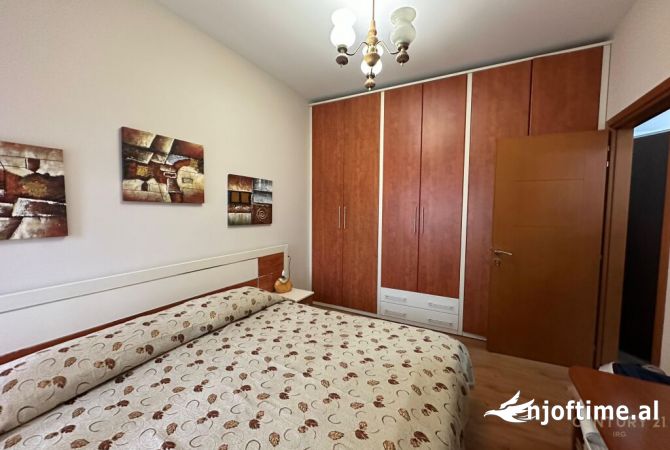 Shtepi me qera Apartament ne Tirane, 1+1, Mobilimi E mobiluar, Pagesa 700  Euro.