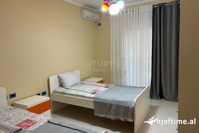 Shtepi me qera Apartament ne Tirane, 2+1, Mobilimi E mobiluar, Pagesa 750  Euro.