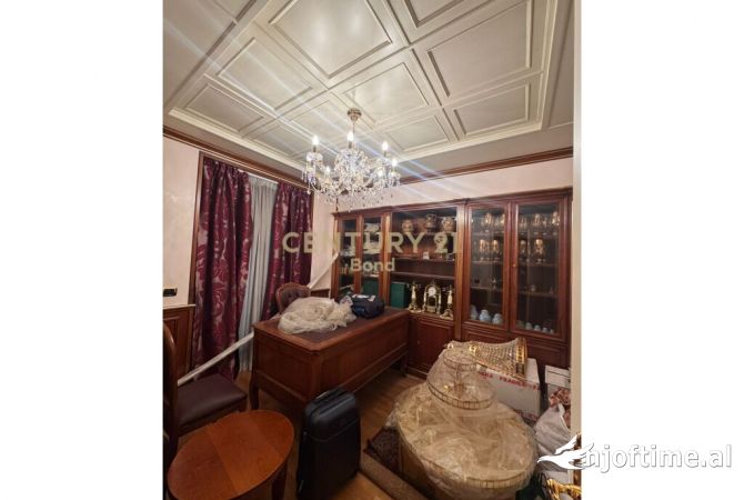 Apartment for sale in Tirana 2+1, Furnished