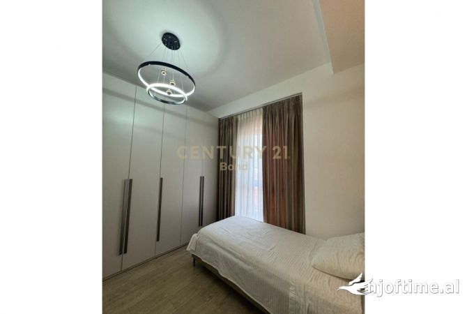Shtepi me qera Apartament ne Tirane, 2+1, Mobilimi E mobiluar, Pagesa 1,600  Euro.