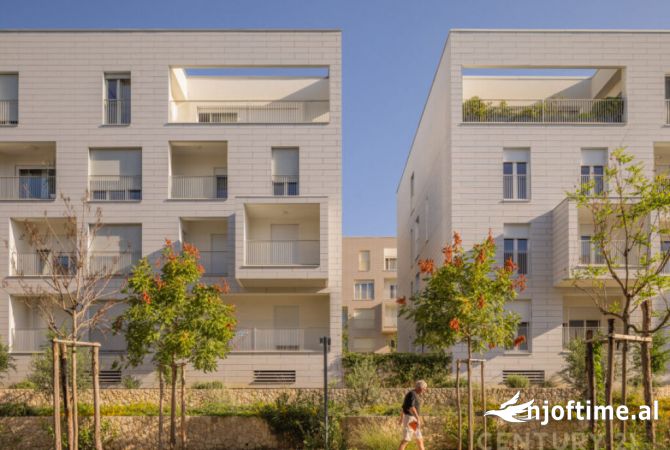 Shtepi me qera 2+1 ne Tirane - 1,100 Euro