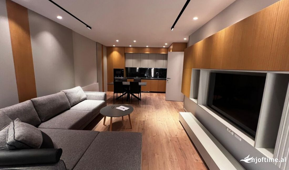 Shtepi me qera Apartament ne Tirane, 2+1, Mobilimi E mobiluar, Pagesa 800  Euro.