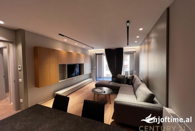 Shtepi me qera Apartament ne Tirane, 2+1, Mobilimi E mobiluar, Pagesa 800  Euro.