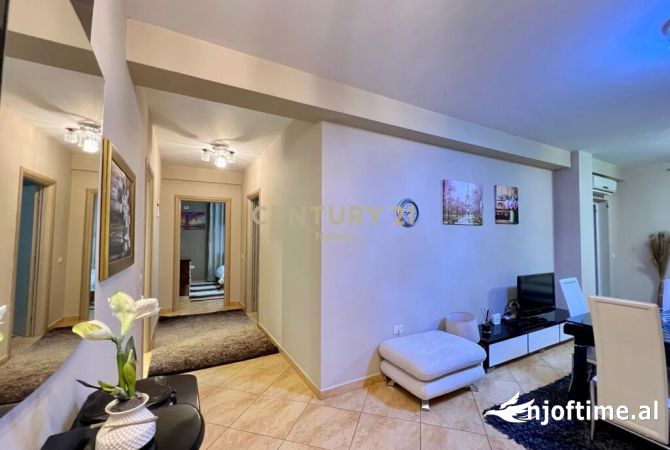 Shtepi me qera Apartament ne Tirane, 2+1, Mobilimi E mobiluar, Pagesa 650  Euro.