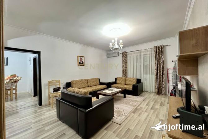 Shtepi me qera 3+1 ne Tirane - 580 Euro