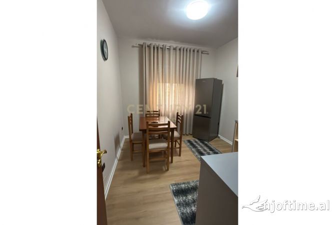 Shtepi me qera 1+1 ne Tirane - 700 Euro