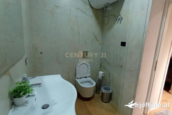 Shtepi me qera 1+1 ne Tirane - 650 Euro