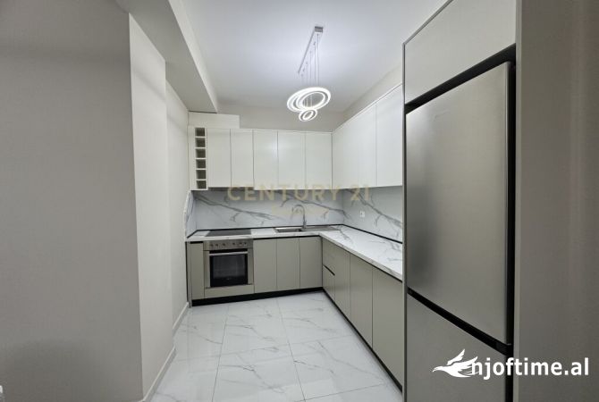 Shtepi me qera Apartament ne Tirane, 2+1, Mobilimi E mobiluar, Pagesa 800  Euro.