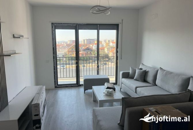 Shtepi me qera 1+1 ne Tirane - 450 Euro