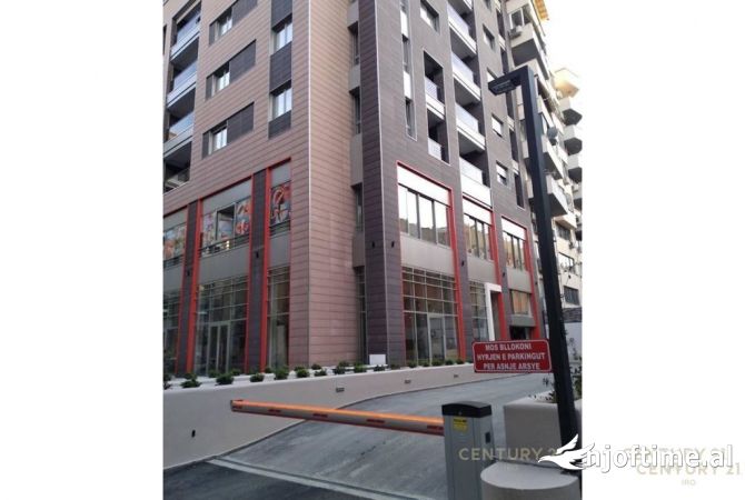 Ambient biznesi me qera 3+1 ne Tirane - 1,250 Euro