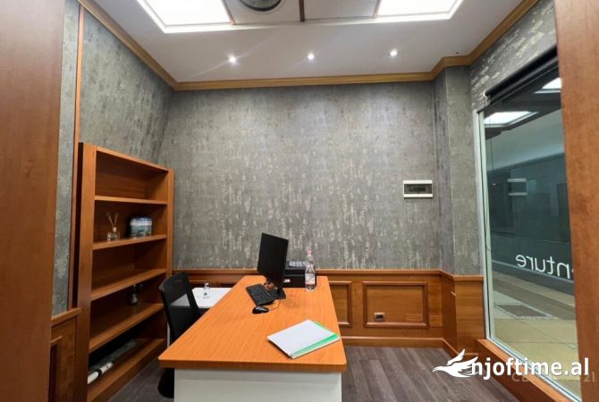 Shtepi me qera Apartament ne Tirane, 1+1, Mobilimi Bosh, pa mobiluar, Pagesa 650  Euro.