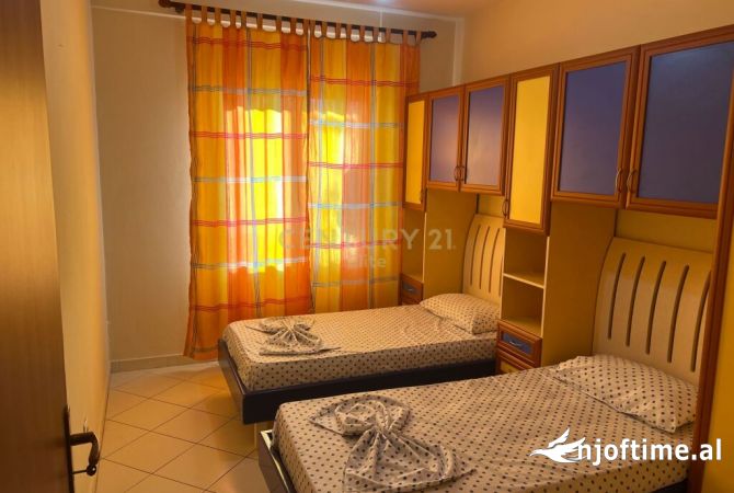 Shtepi me qera Apartament ne Tirane, 2+1, Mobilimi E mobiluar, Pagesa 450  Euro.