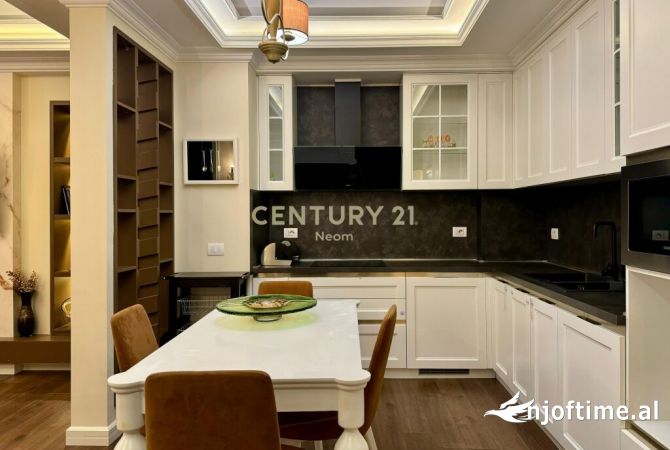 Shtepi ne shitje Apartament ne Tirane, 2+1, Mobilimi E mobiluar, Pagesa 375,000  Euro.